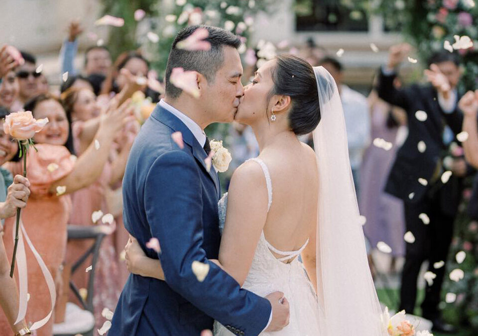 Signed, Sealed, & Delivering The Perfect “I’m Yours” – Why Packages Win Over Having Multiple “Ala Carte” Suppliers